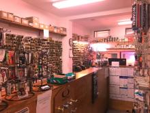 Calderon Locksmith lock re-key 