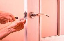 Same Time Locksmith car unlocking 