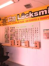 d m locksmith car unlocking 